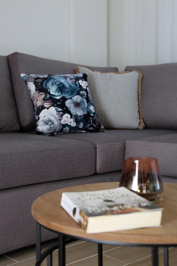 Under The Aqueduct Boutique House Apartment Kavala Bagian luar foto