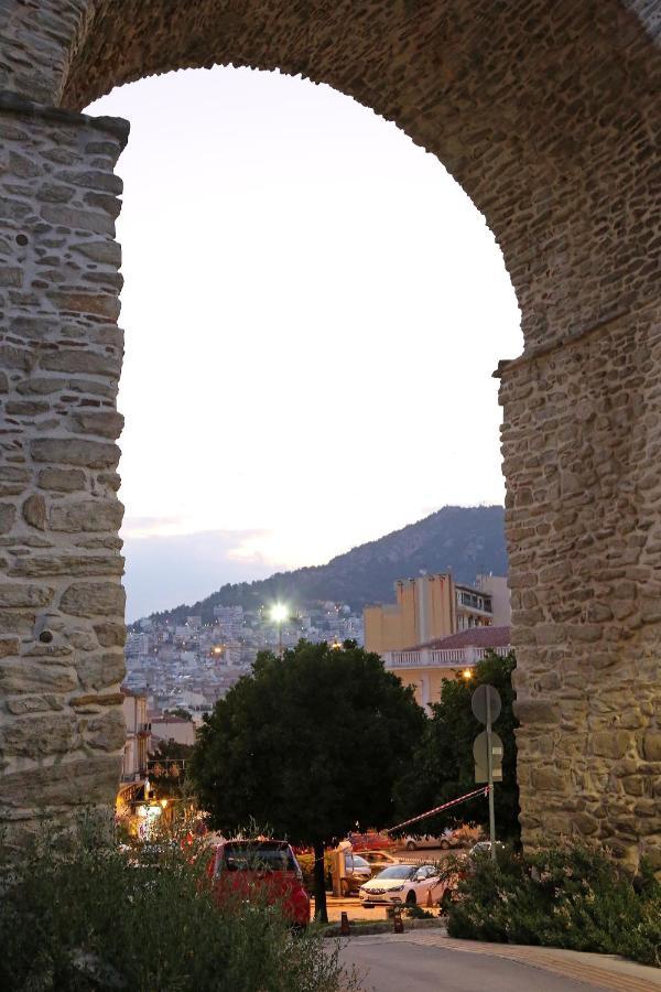 Under The Aqueduct Boutique House Apartment Kavala Bagian luar foto